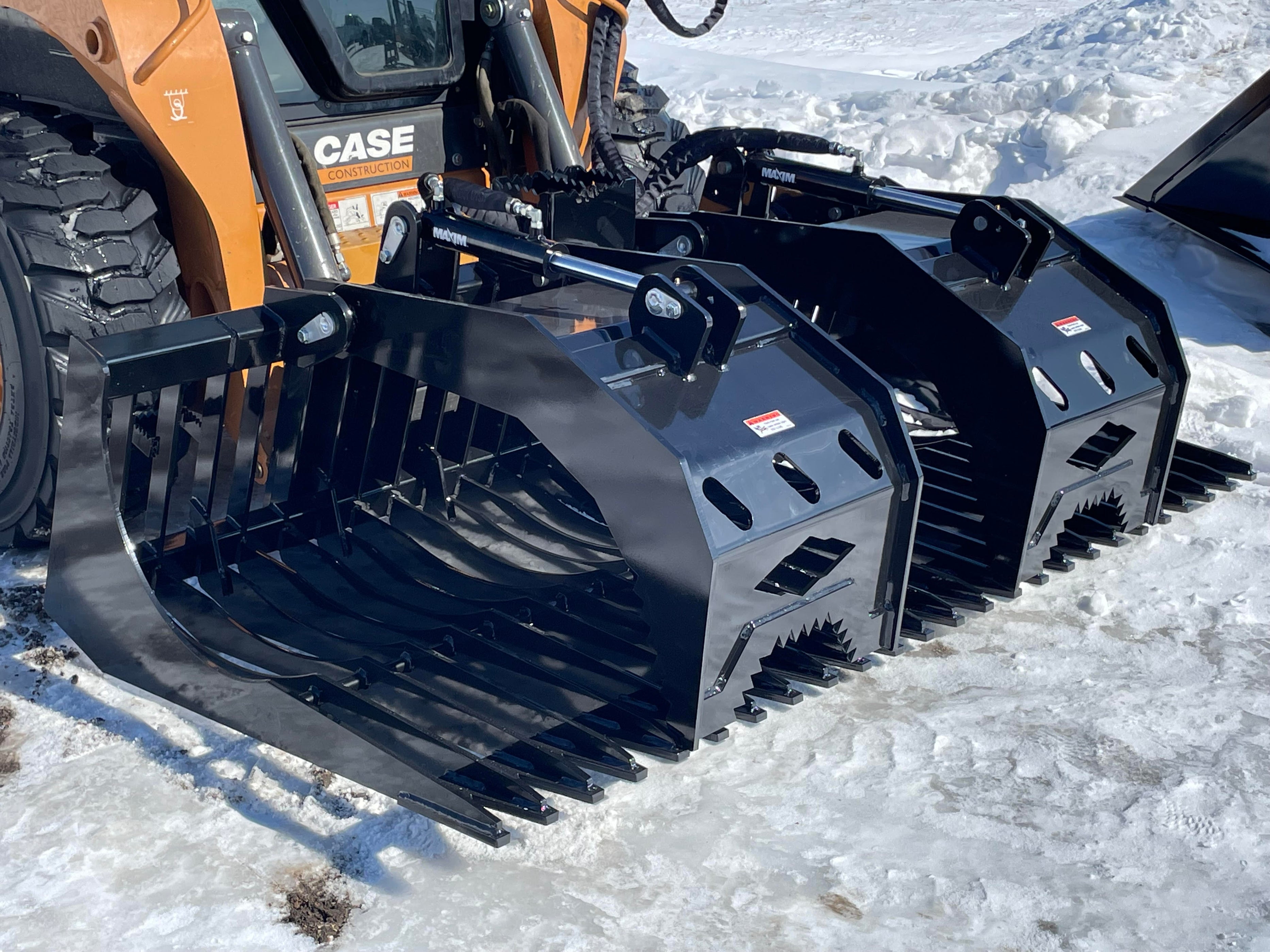 Skid Steer Heavy Duty Grapple — Top Dog Attachments